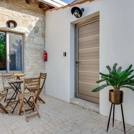 Apartamento Andre Marie Stonewood Retreat Limassol Exterior foto